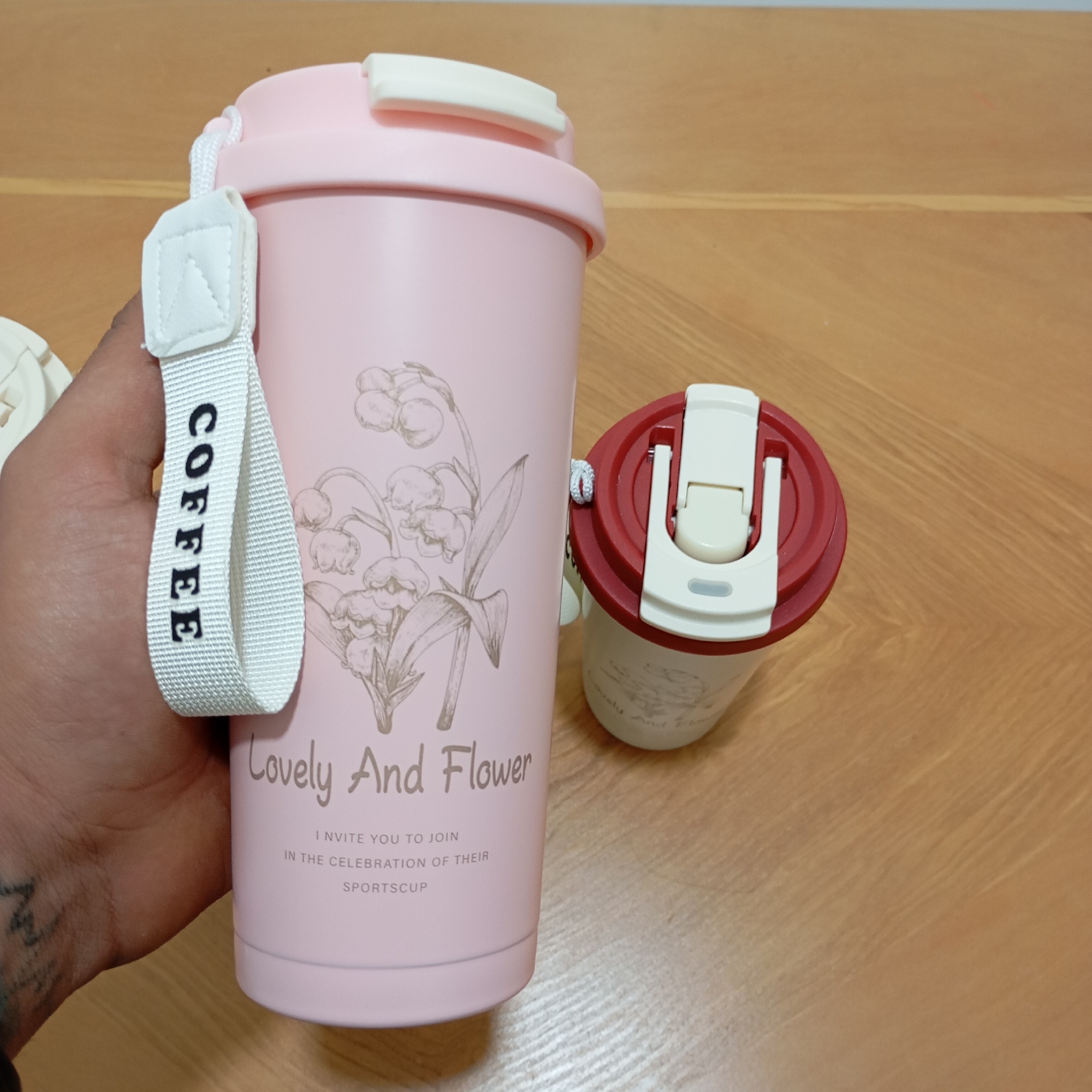 تراول ماگ بند دار